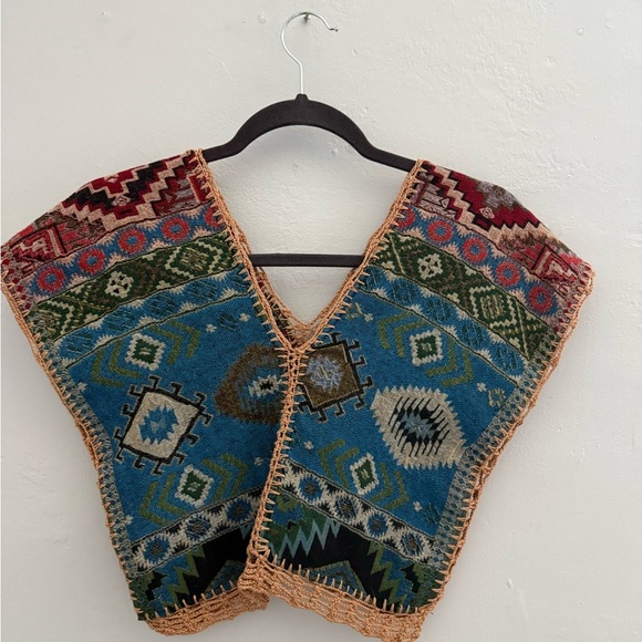 🧿 Handwoven Reversible Vest – Market Find from Mérida - Picture 2 of 3